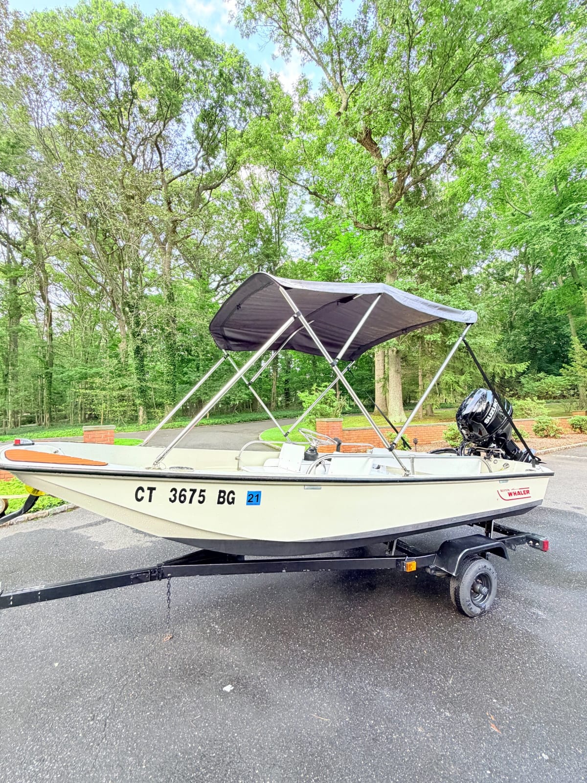 1989 Boston Whaler 13 Sport – Mint Condition, New Suzuki 30hp Engine – Mill Neck, NY