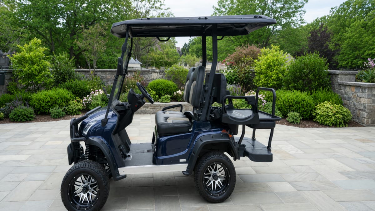 2023 STAR-Sirius Lifted 48-2+2 Golf Cart in Like New Condition – Issue, MD