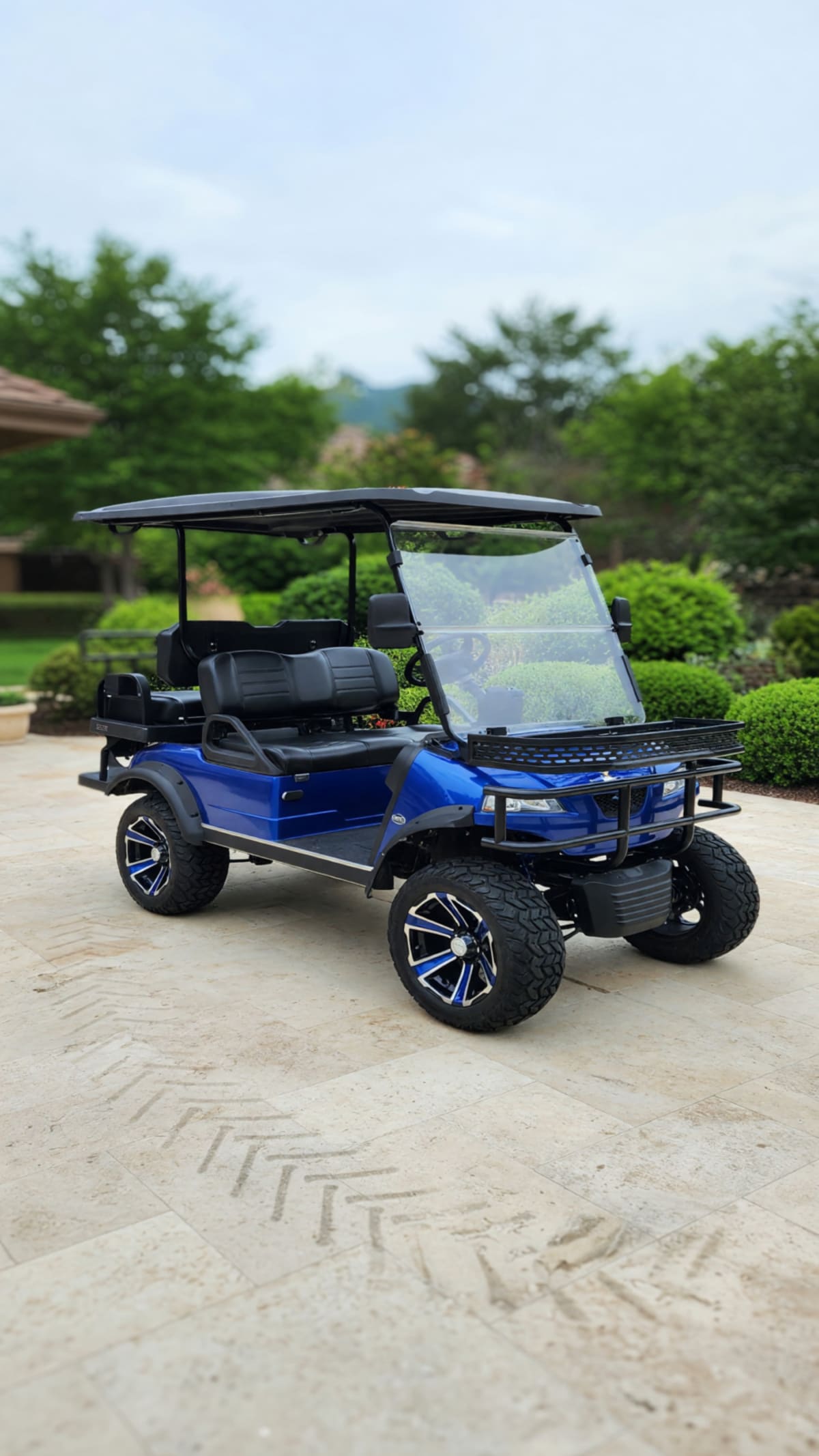 2023 Evolution Forester 4 Plus Luxury Golf Cart in Like New Condition – Fountain, CO