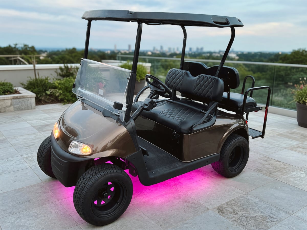 EZGO RXV 48v Lithium Fast Golf Cart in Like New Condition – New Holland, PA