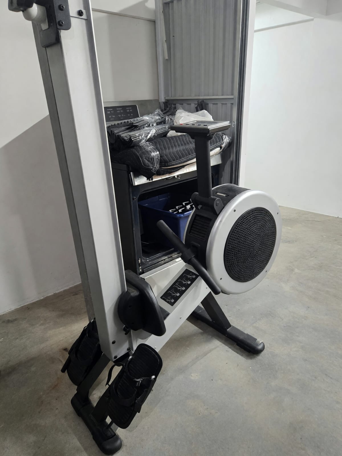 2012 Lifecore R100 Rower – Like New Hydraulic Resistance – Jackson Township, NJ