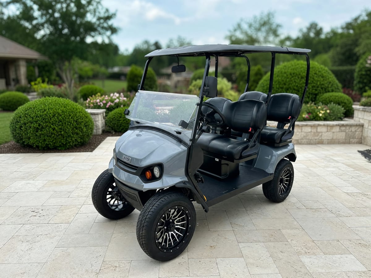 E-Z-GO Liberty 4-Passenger Golf Cart in Like New Condition – Gulf Shores, AL