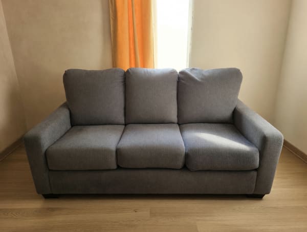 Sell your sell ashley furniture set