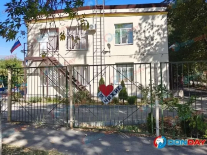 Два мальчика пострадали на детской площадке