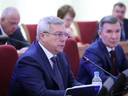 Василий Голубев поручил поднять зарплату донским аграриям