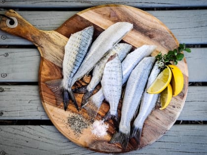 Вот в какой рыбе больше всего паразитов. Не вздумайте ее есть!