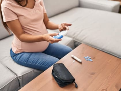 Минздрав Ростовской области закупит на 45 млн рублей глюкометры для беременных