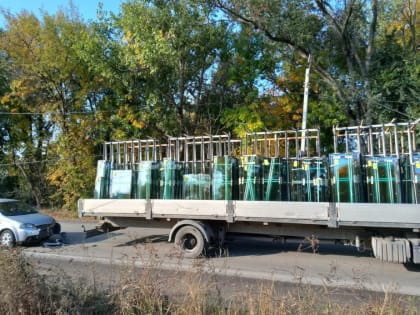 В Батайске на Промышленной из-за оборванных проводов произошло ДТП  + видео