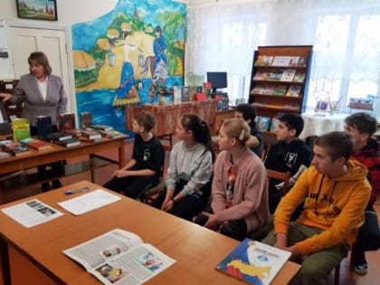 Шахтинские спортсмены совершили экскурс в историю избирательного права в рамках Дня молодого избирателя