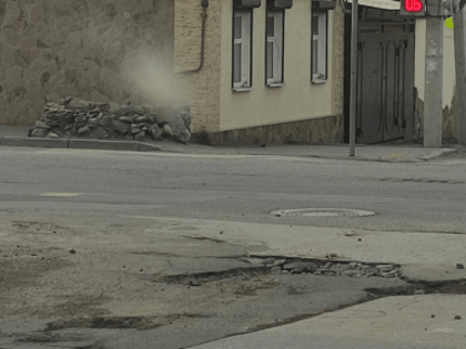 Логвиненко обрушился с критикой на коммунальные службы Ростова