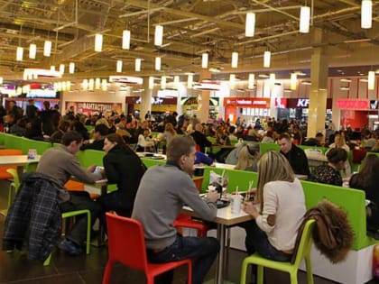 Ростовчане рассказали, чего наелись в фудкорте гипермаркета