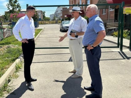 Поддержка образования и здравоохранения в Сальске