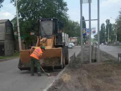 В городе Шахты проводятся работы по благоустройству