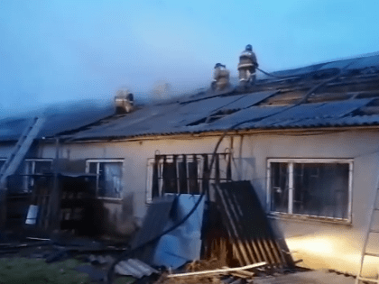 Есть пострадавшие: на Дону горел цех по производству окон