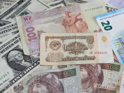 Инвестстратег Суверов объяснил причину дальнейшего ослабления рубля