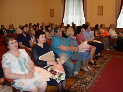 «Герои нашего времени»: медицинские работники принимают поздравления с профессиональным праздником