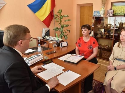 Александр Ищенко: Законодательное Собрание взяло в работу новые инициативы от родителей детей-инвалидов