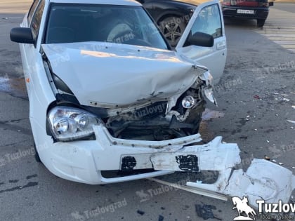 В Новочеркасске в лобовом ДТП травмы получили два водителя