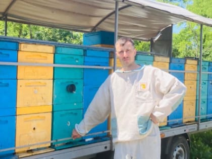 Пчеловод из Ростовской области по нацпроекту получил льготное финансирование на покупку техники