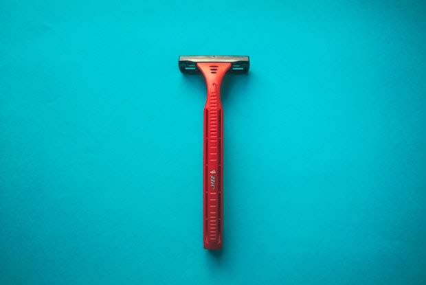 a red razor