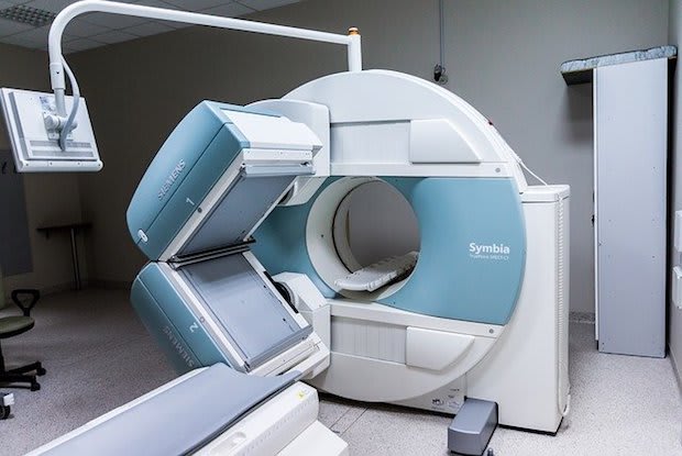 an empty MRI machine