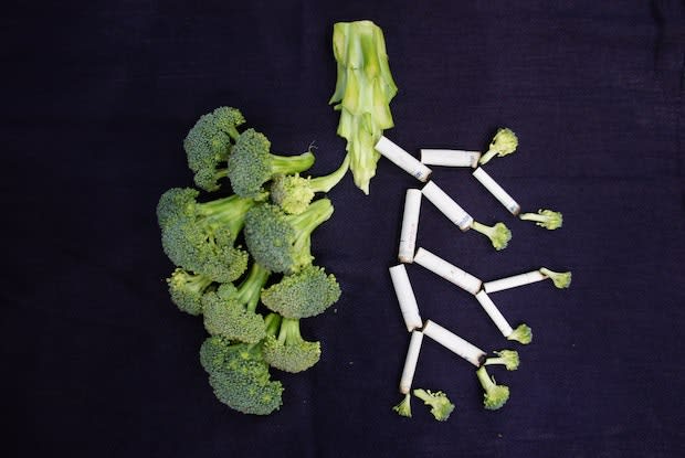 lungs made out of broccoli and cigarettes