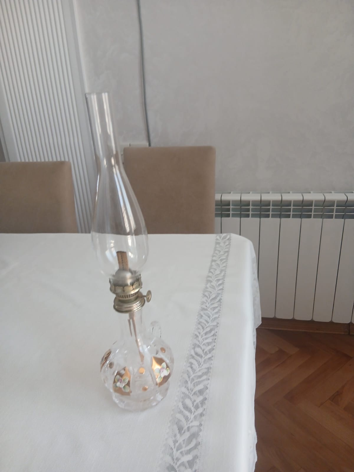 Bohemiya kerosin lampası