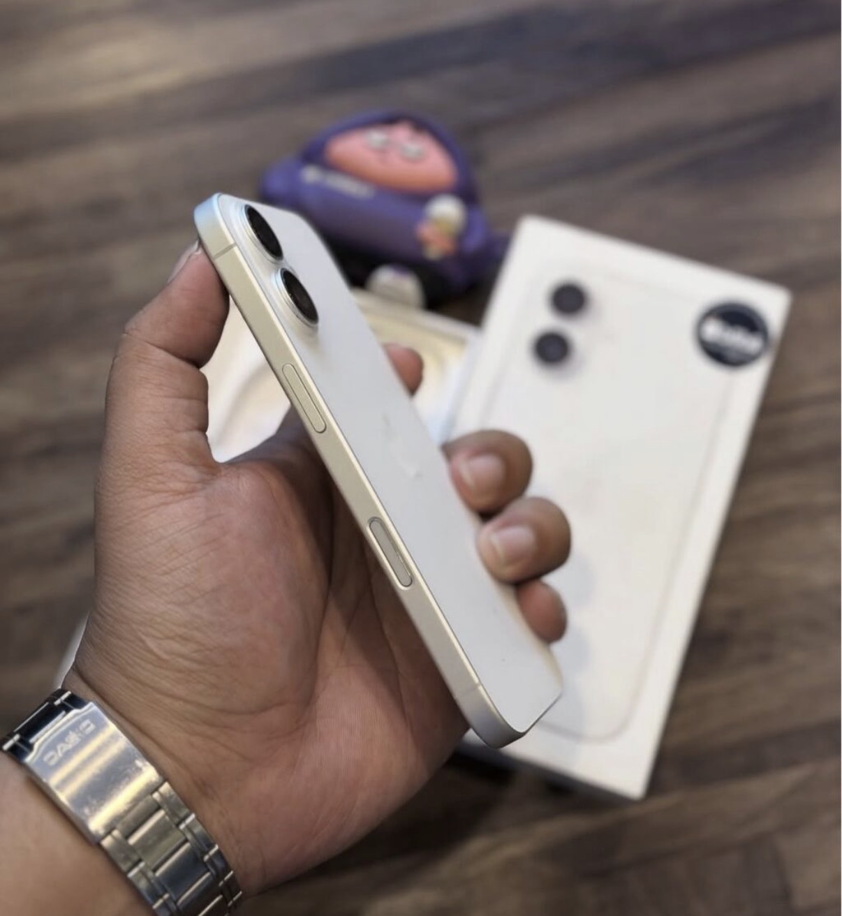 IPhone 16, 128 GB, Ağ, Zəmanət, Simsiz şarj, Face ID - Şəkil 3