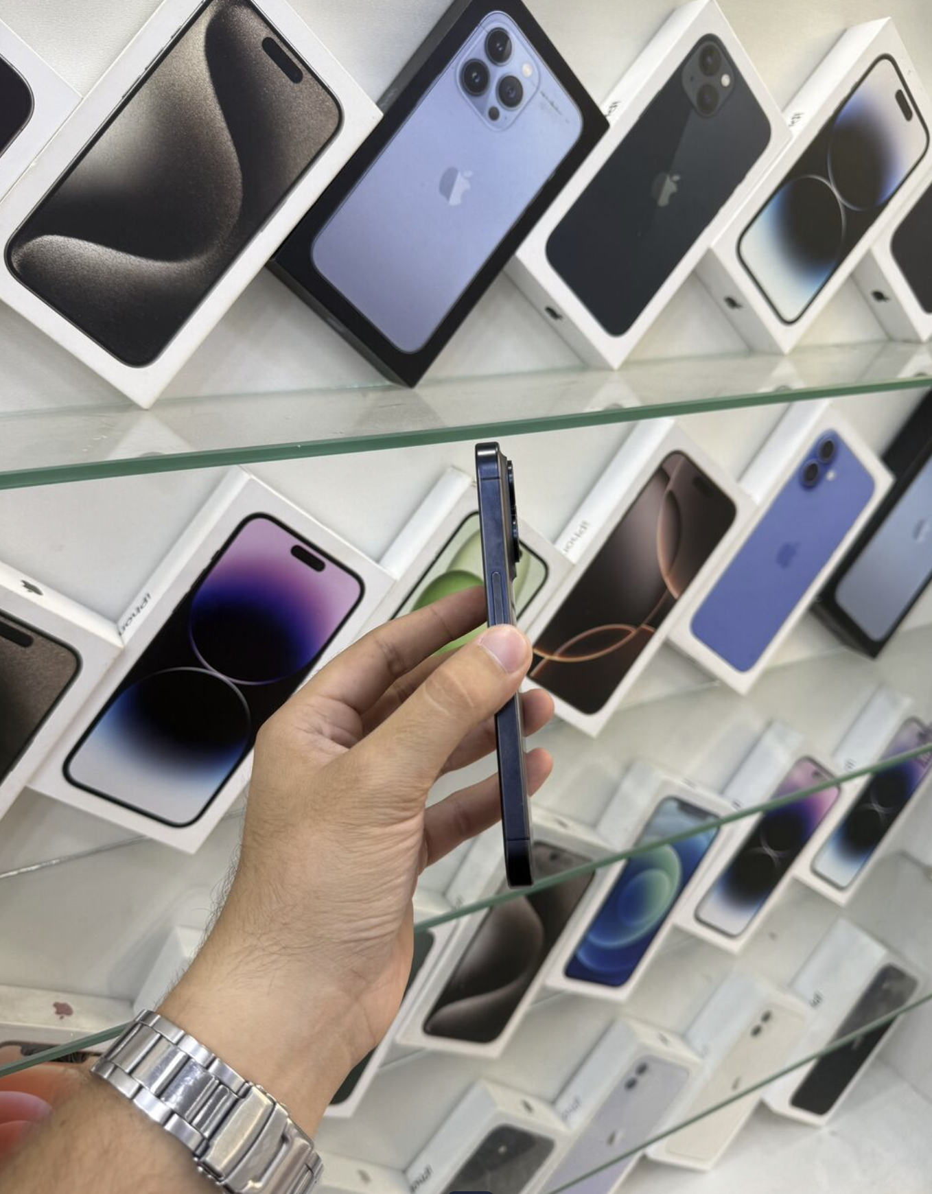 iPhone 15 Pro, Blue Titanium, Zemanet, Kredit, Simsiz Sarj. - Şəkil 3