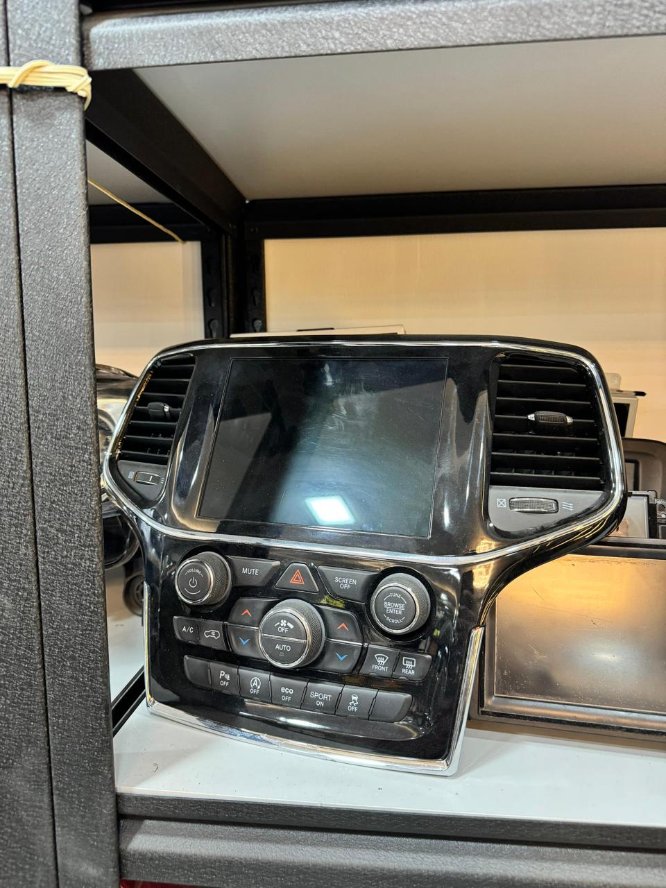 2014-19 jeep grand cherokee monitoru
