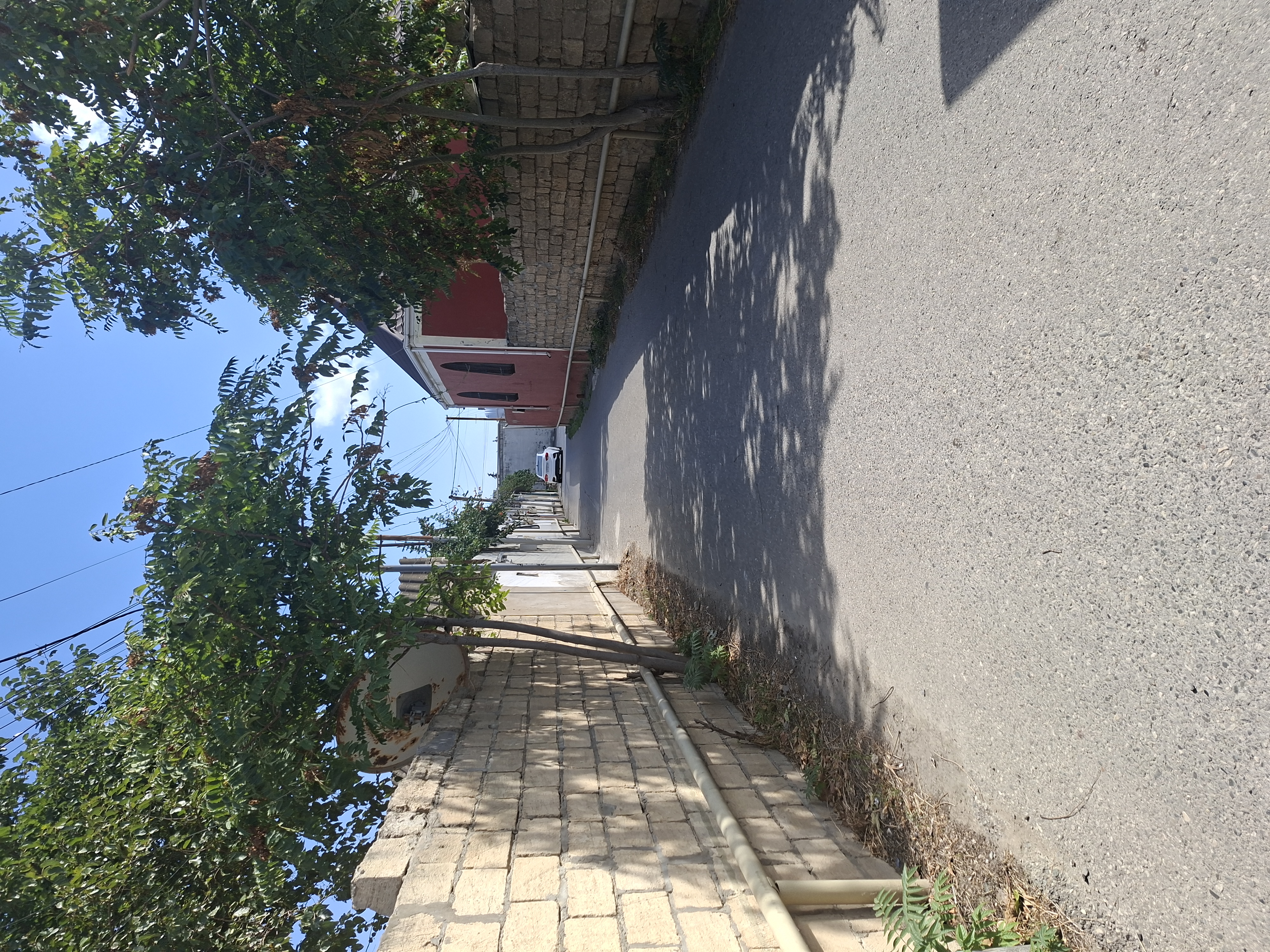Tecili.Ateșgahin yaninda 4 otaqli kursulu ev satilir - Şəkil 2