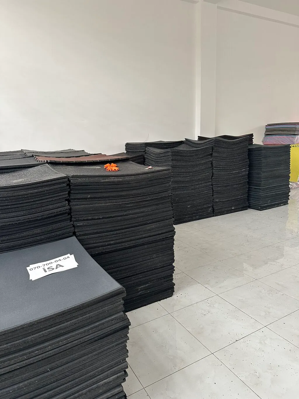 Tatami rezin döşemelerin topdan satşı unvan abşeron ticaret merkezi