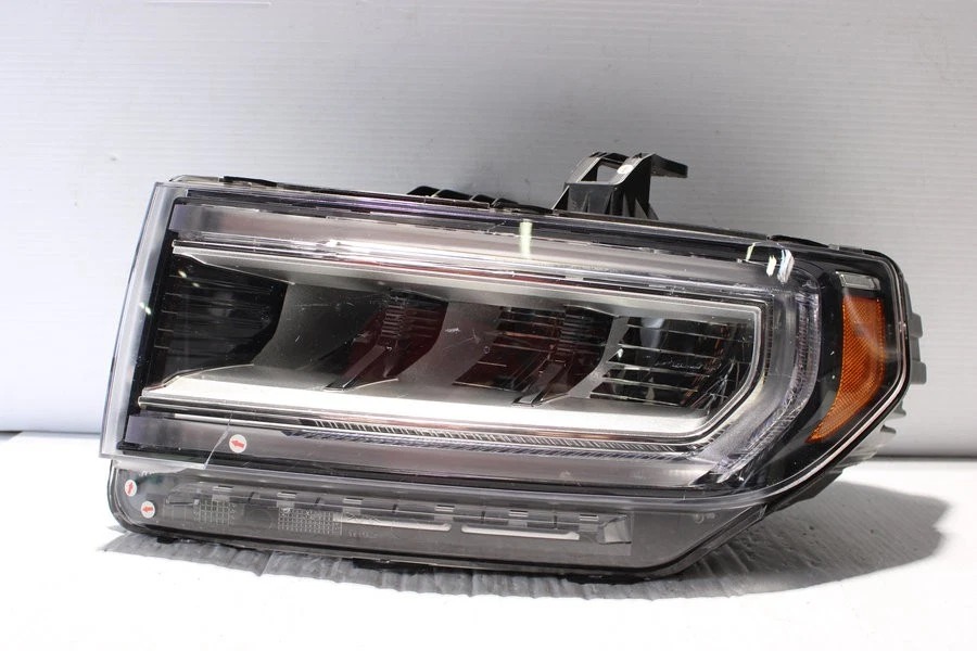 2020-2023 GMC Acadia LED farasi