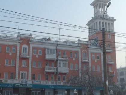 В центре Красноярска в одной из «сталинок» рухнул потолок