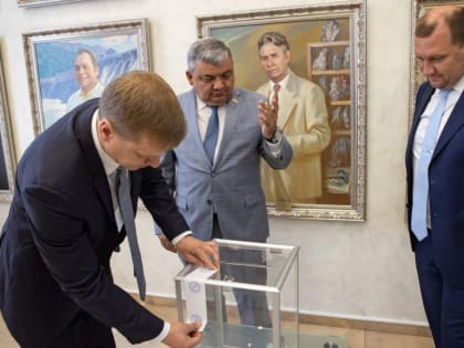 Политический гамбит или кульбиты власти