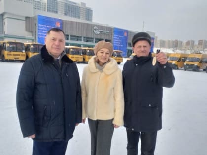 Новый автобус для школьников села Парная