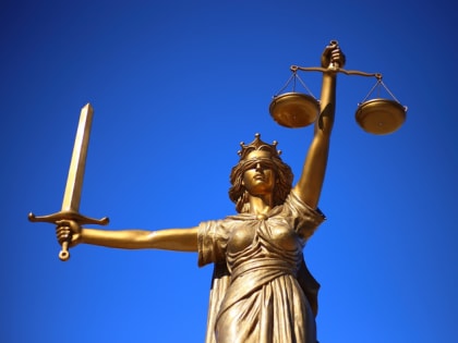 Суды смогут разрывать коммерческие договоры задним числом