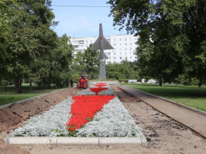 В Красноярском сквере с самолётом создадут имитацию взлётной полосы  