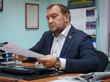На жительницу Сосновоборска «повесили» долг за вывоз мусора в квартире, никогда ей не принадлежавшей