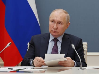 Путин подписал закон о пожизненном лишении свободы за госизмену