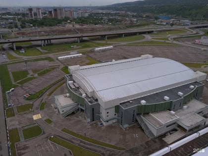 В Красноярске прокуратура требует вернуть "Платинум Арену" дарителю из-за технического состояния
