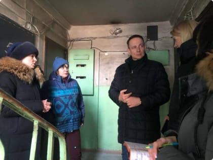 Встретились с представителями совета многоквартирного дома по ул. Юности, 37