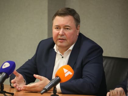 Зампред краевого парламента прилетел в Норильск