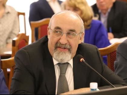 Потребность в кадрах: депутаты обсудили реализацию программы здравоохранения