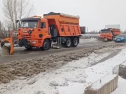 В Красноярске из-за прорыва трубы затопило Северное шоссе