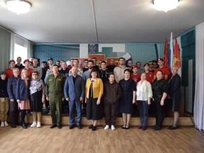 Я служу России! Служба в армии – мужественное и ответственное дело, достойное настоящего мужчины.