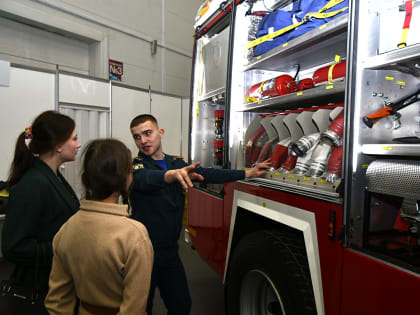 Академия участвует в масштабной специализированной выставке, посвященной образованию и карьере