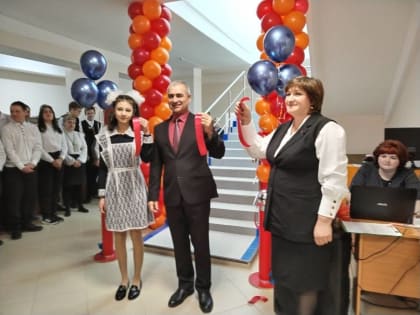 В Новоселовском районе после капитального ремонта открылась школа в селе Светлолобово