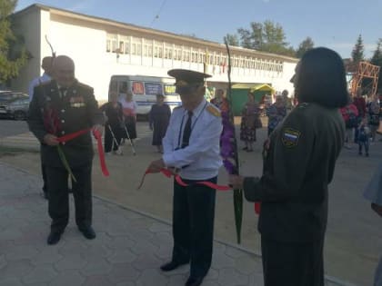 В п. Кедровый открыли отремонтированную по проекту «Городская среда» площадь им. Ленина