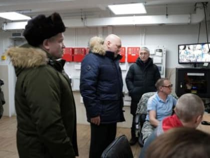 Глава Туруханского района посетил в поселке Бор энергоцентр и провел совещание
